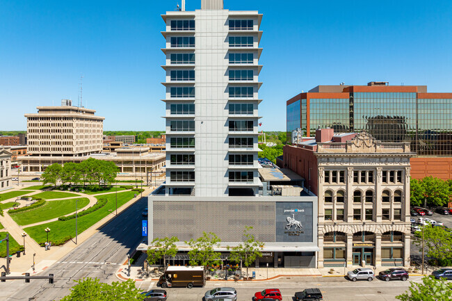 Building Photo - Anthony Wayne Building