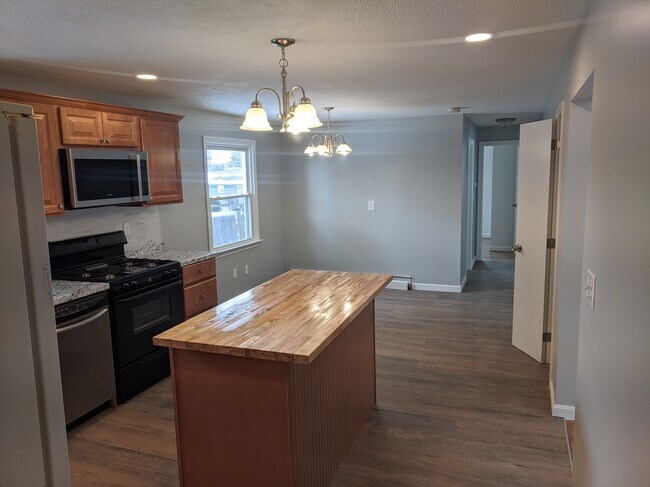 New Kitchen - 25 Raleigh Dr