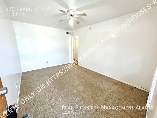 Foto del edificio - **MOVE-IN SPECIAL!** 2 Bedroom / 1 Bath Un...