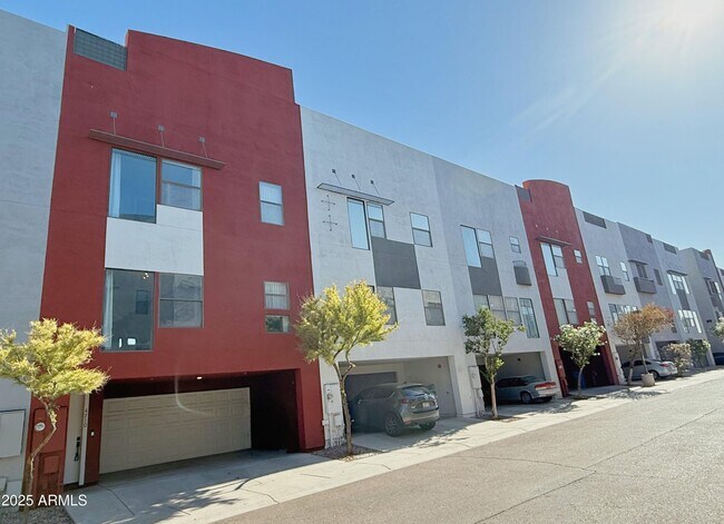 Foto del edificio - 4710 E Culver St