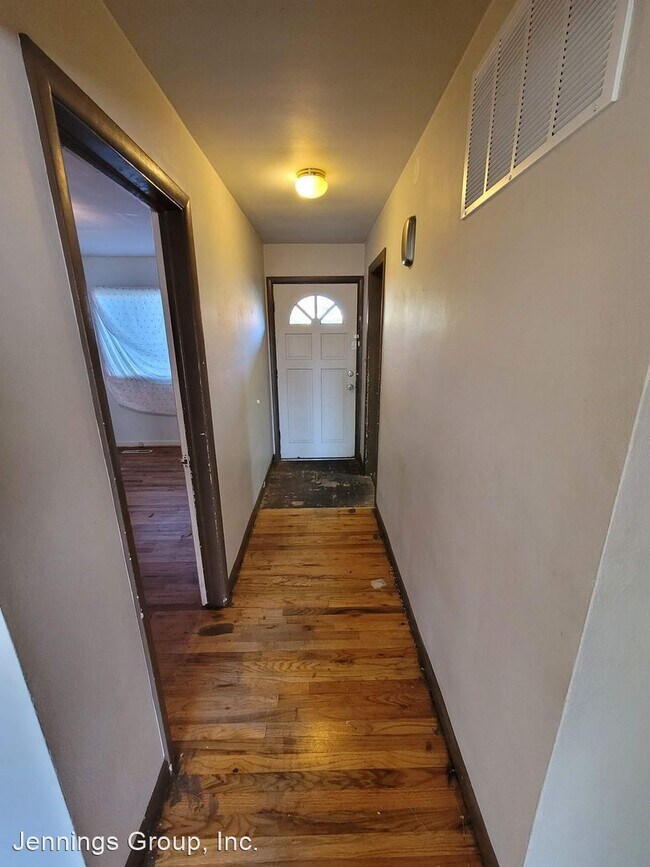 Foto del edificio - 3 br, 1 bath House - 287 Deadmond Ferry Rd.