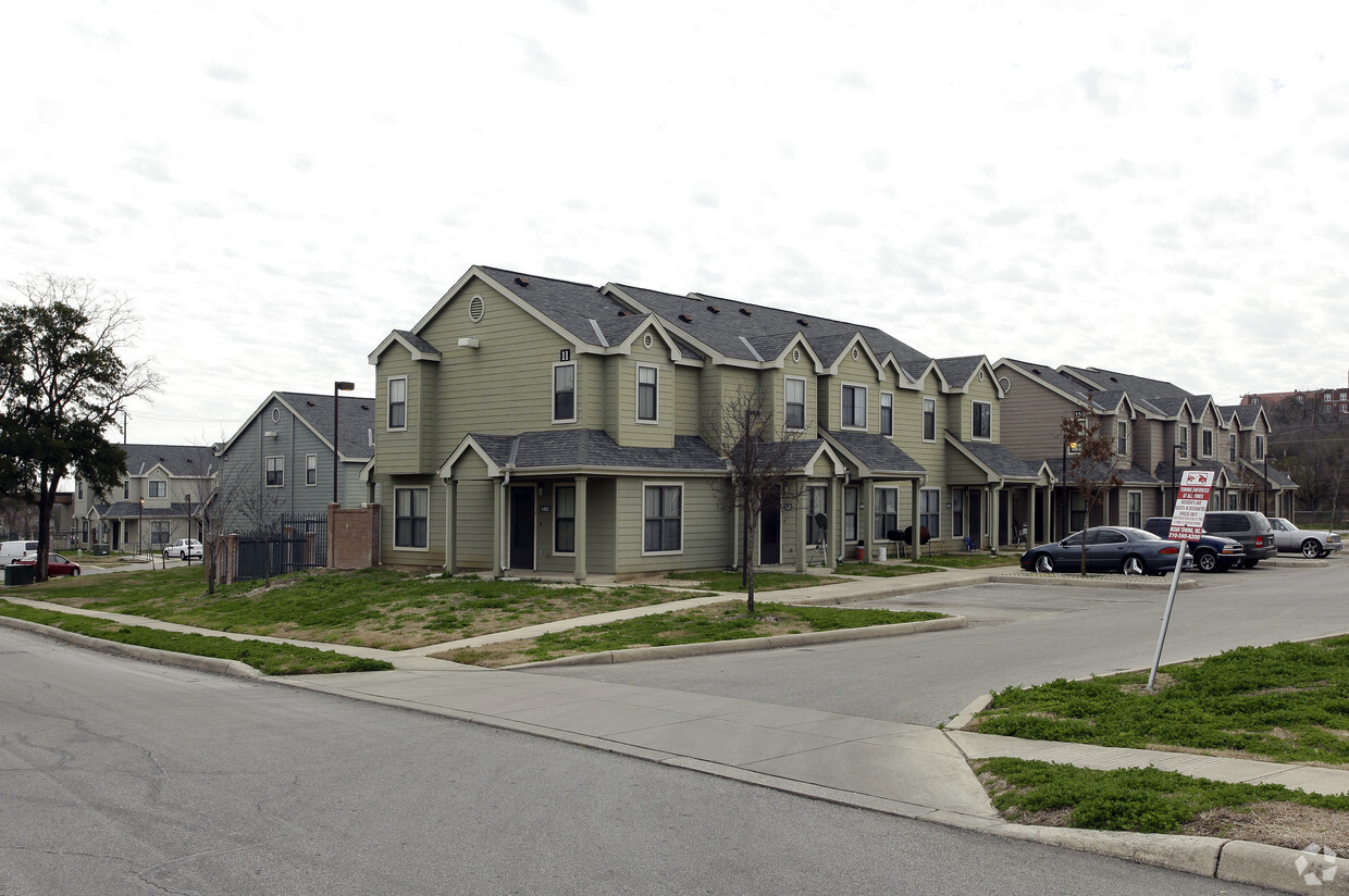 Building Photo - Springview Apartments