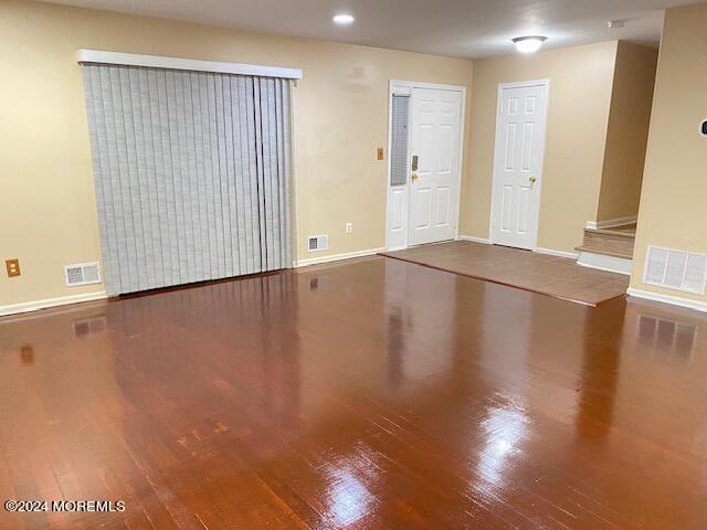 Building Photo - 1077 Roseberry Ct