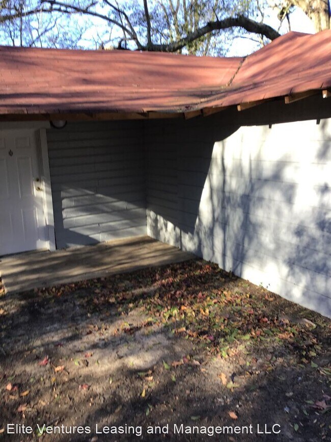 Building Photo - 2 br, 1 bath House - 708 43rd Street