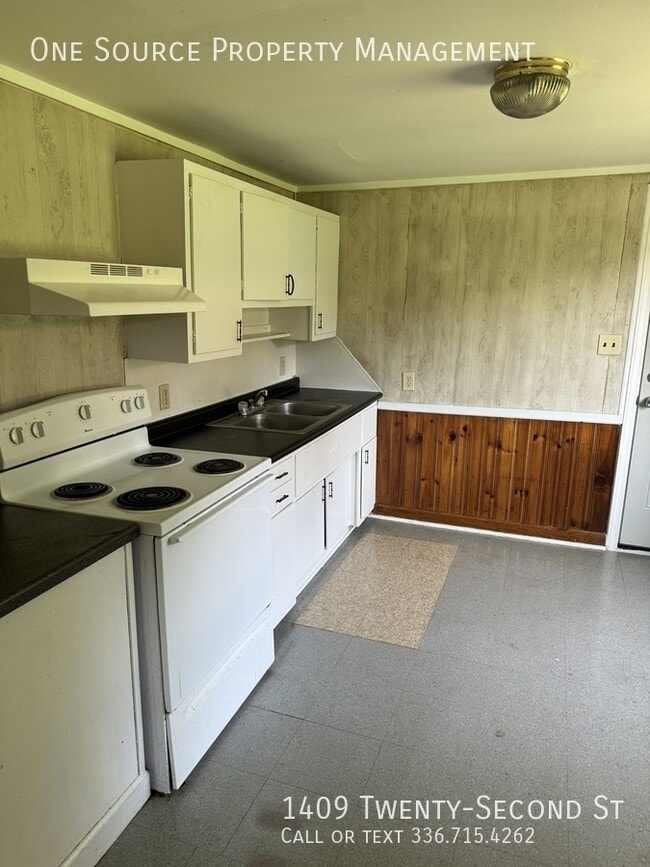 Foto del edificio - 1409 NE 22nd St