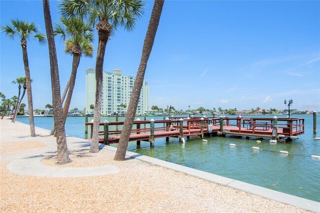 Building Photo - 6161 Gulf Winds Dr