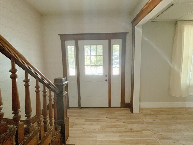 Foto del edificio - 8402 Blue Ash Rd