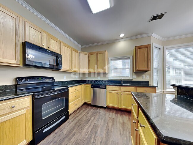 Foto del edificio - 2738 Seastrand Ln