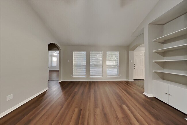 Foto del edificio - 16926 Pheasant Ridge Dr