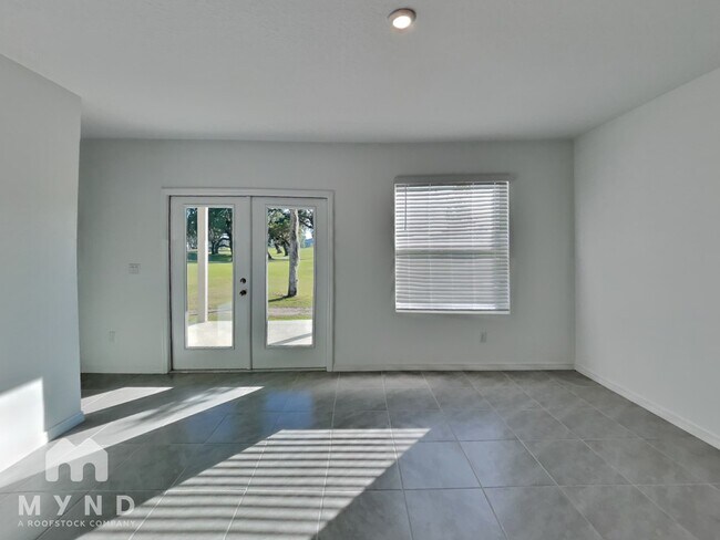 Building Photo - 6975 Faben Ln