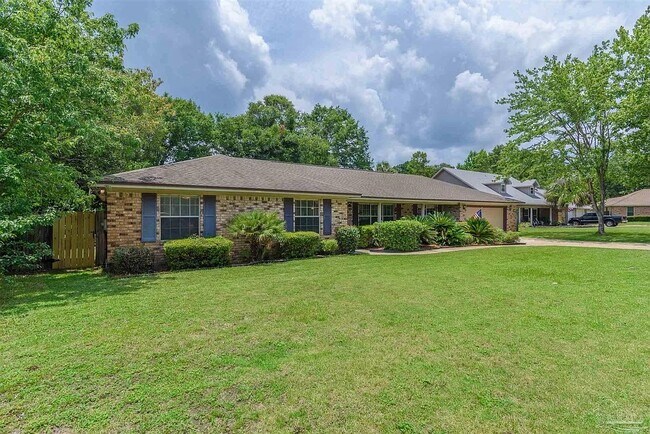 Foto del edificio - 6464 Lake Charlene Ct