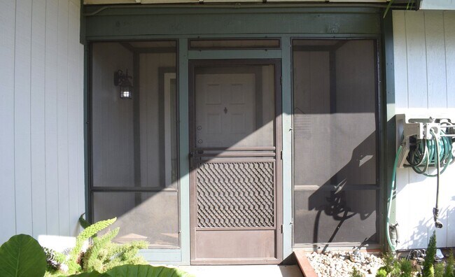 Foto del edificio - Resident Benefit Package Property