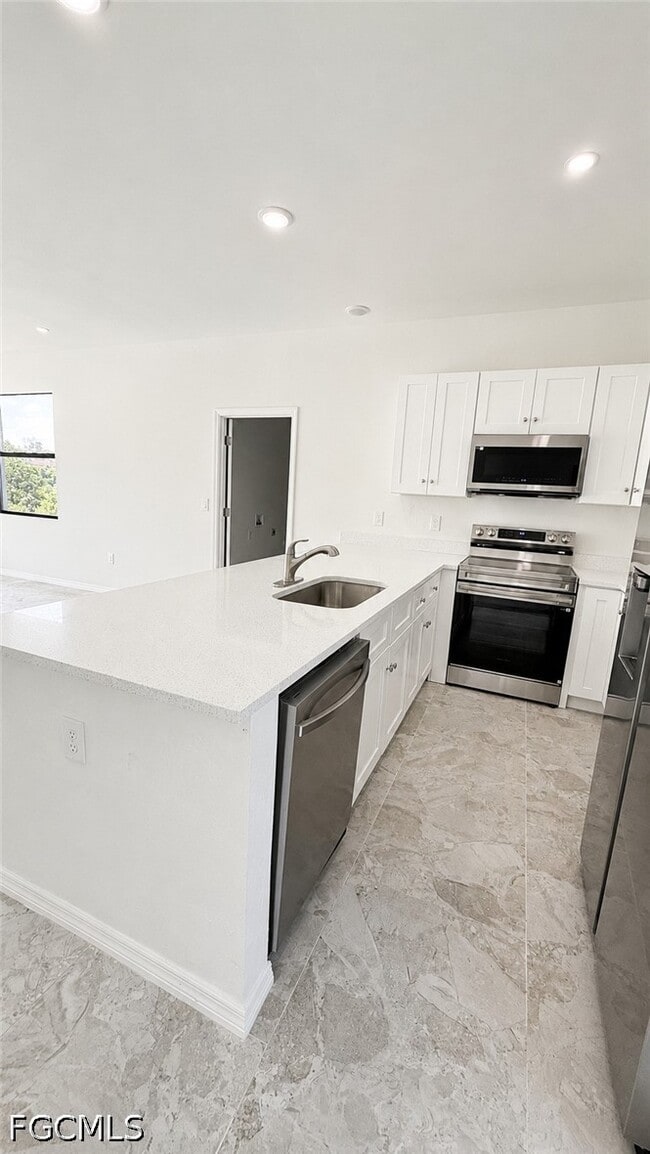Foto del edificio - 1607 Hazel Ave S