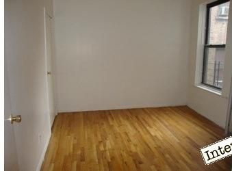 Building Photo - 557 W 148th St