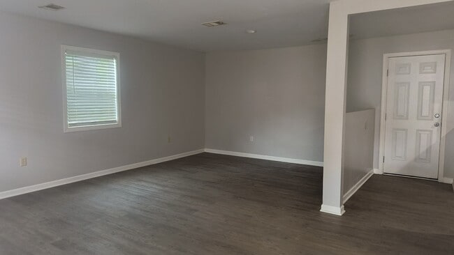 Foto del edificio - 807 S Chestnut St