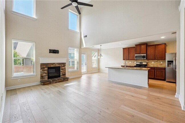 Foto del edificio - 5145 Rialto Way