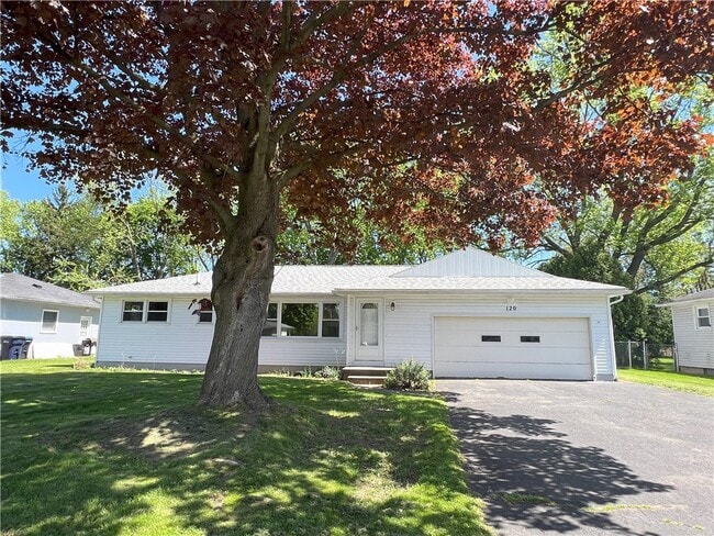 Building Photo - 120 Sunnyside Dr
