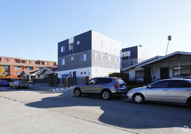 Building - 236 N Dillon St