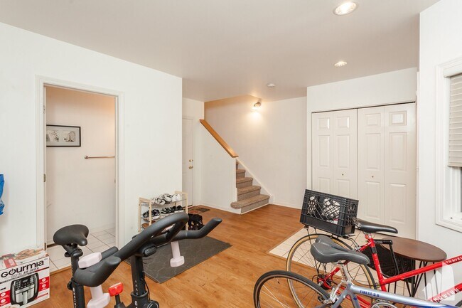 Foto del edificio - 1351 W Altgeld St