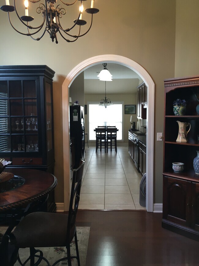 Building Photo - 9308 Hoxton Ct