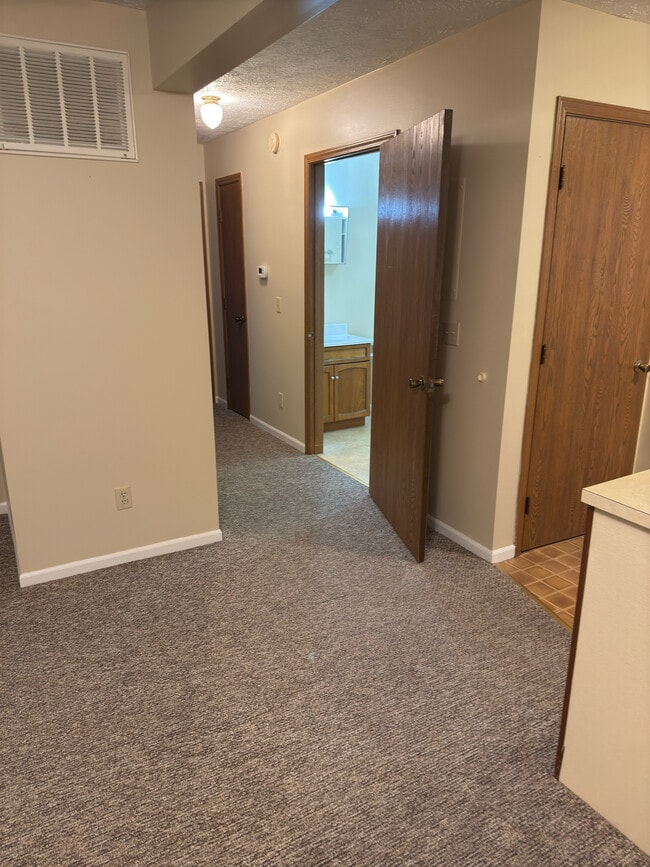 Building Photo - Eastgate Townhomes