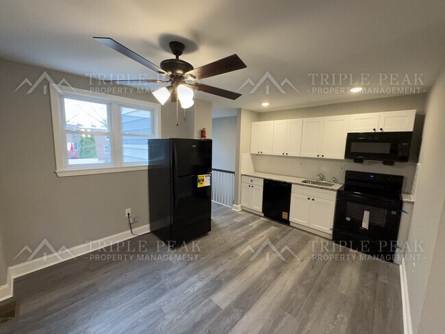 Photo - 6995 Guilford Rd (Upper Darby Township, PA) House