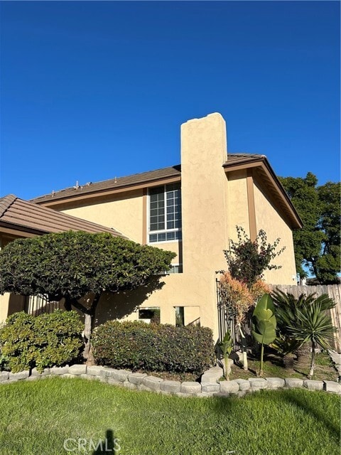 Building Photo - 5610 Elsinore Ave