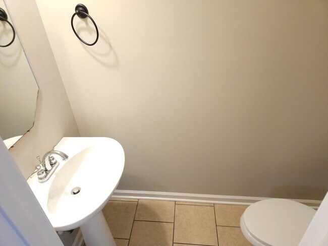 Photo - 705 Crestland Avenue Unit A3 Apartment