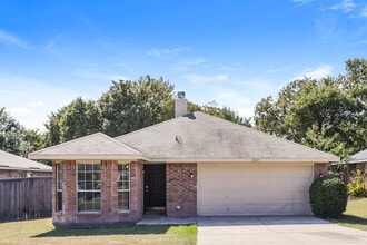 Building Photo - 2612 Pearl Building Photo - 2612 Pearl