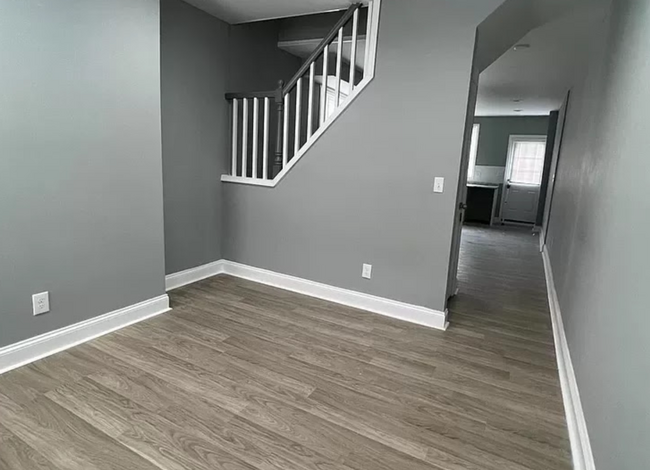 Building Photo - PIGTOWN 2 Bedroom 2 Bathroom Newly Renovat...