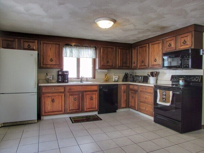 Foto del edificio - 27 Westland Ave