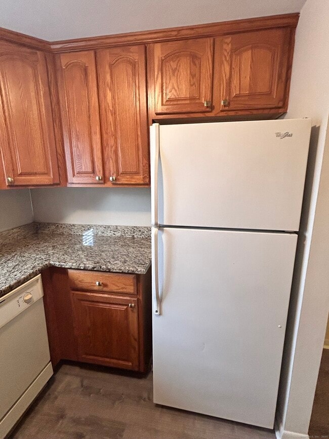 Foto del edificio - 4 Carillon Dr