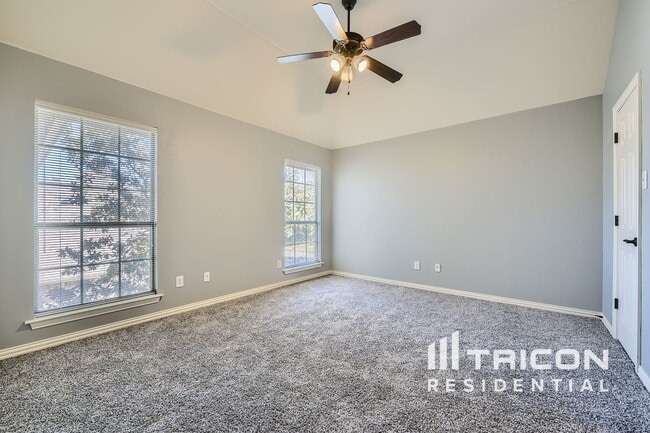Building Photo - 4110 Coachman Ln