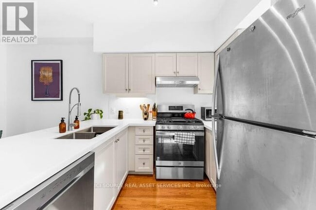 Building Photo - 25 Rankin Crescent