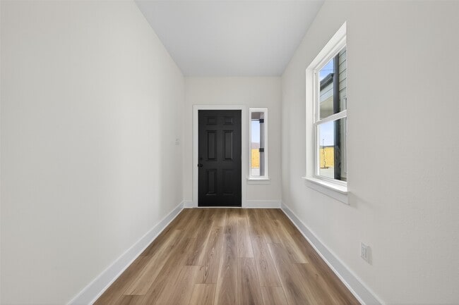 Foto del edificio - 12319 New Jordan Ln