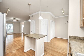 Building Photo - 9200 Westheimer Rd