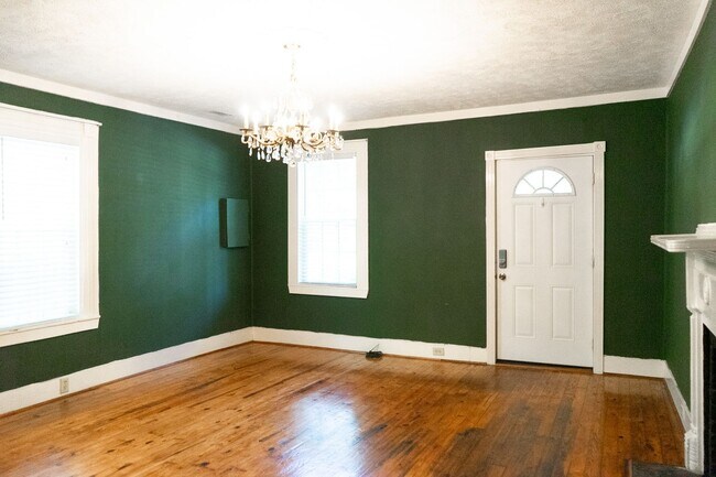 Foto del edificio - 125 Horry St NE