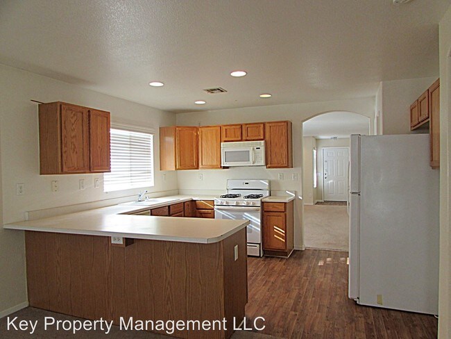 Building Photo - 3 br, 2 bath House - 5049 Nardini Ave