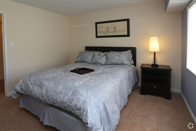 Glen Rock Landing - 2428 Corning Ave Fort Washington, MD - Apartments ...