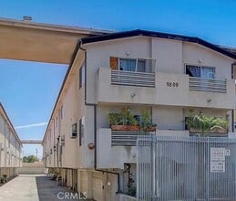 Building Photo - 8800 Burnet Ave