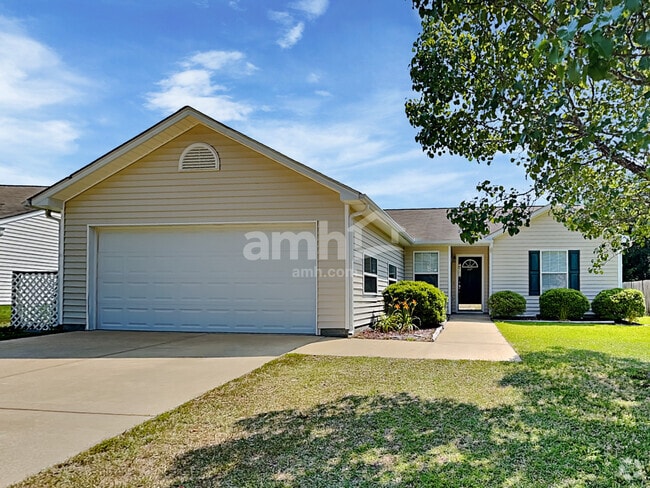 Building Photo - 224 N Fuquay Springs Ave