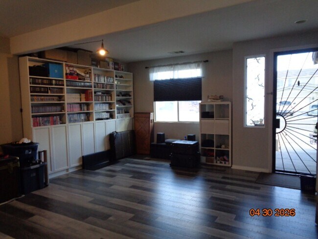 Foto del edificio - Spacious 4 Bedroom with RV Access in Rosamond