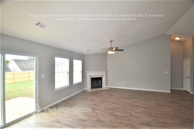 Foto del edificio - 1720 Courtyard Ln