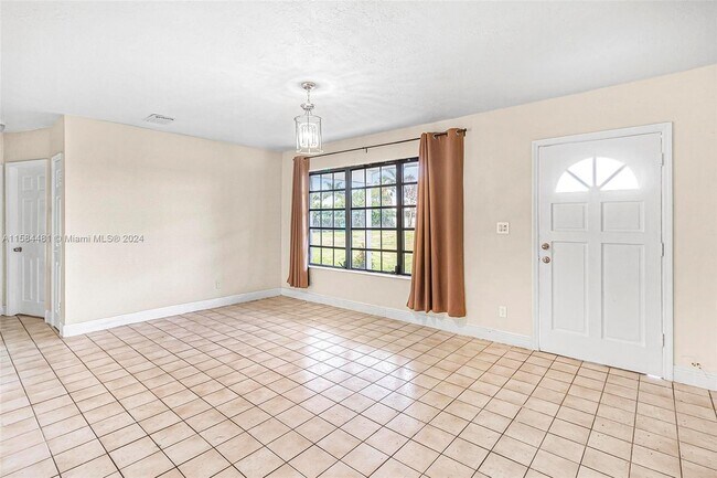 Foto del edificio - 24601 SW 124th Ave