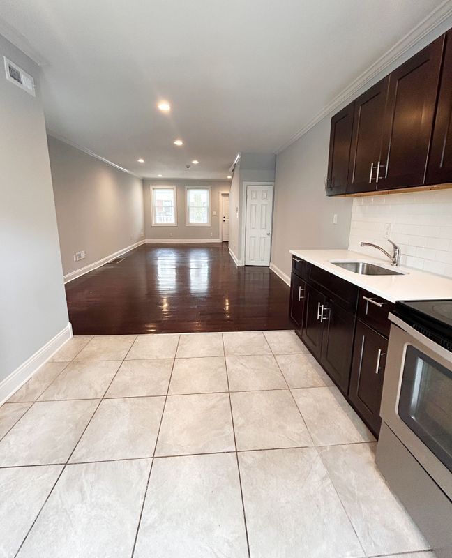 Building Photo - 6223 Hazel Ave