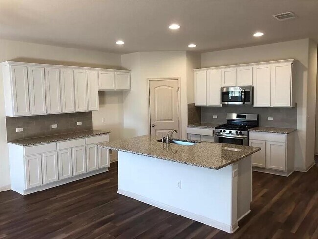 Building Photo - 18405 Cercina Trl