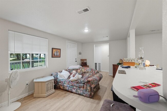 Building Photo - 1080 Co Rd 1235