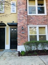 Building Photo - 644 Artisan Pl