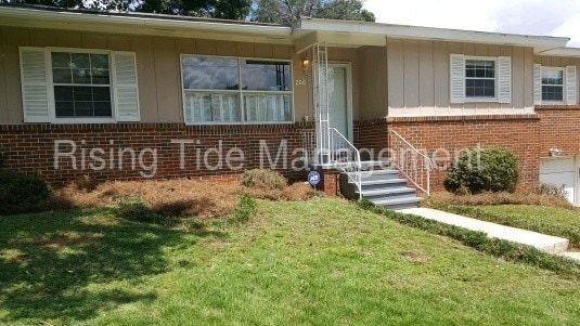 Primary Photo - 200 E Haven Dr