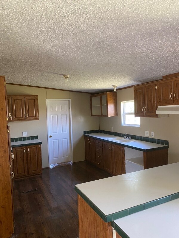 Building Photo - 3207 Valencia Dr
